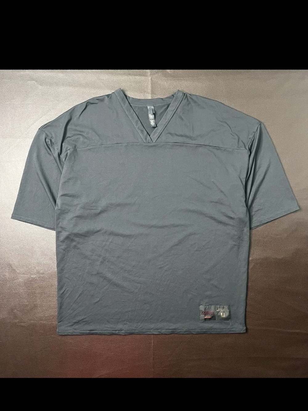 Nike x SKIMS Airy Oversized V Neck Tee Shirt Black M Medium EUC SSSSL8629W OBD